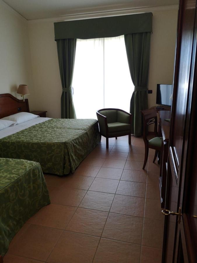 Hotel Villa Peretti Гела Экстерьер фото