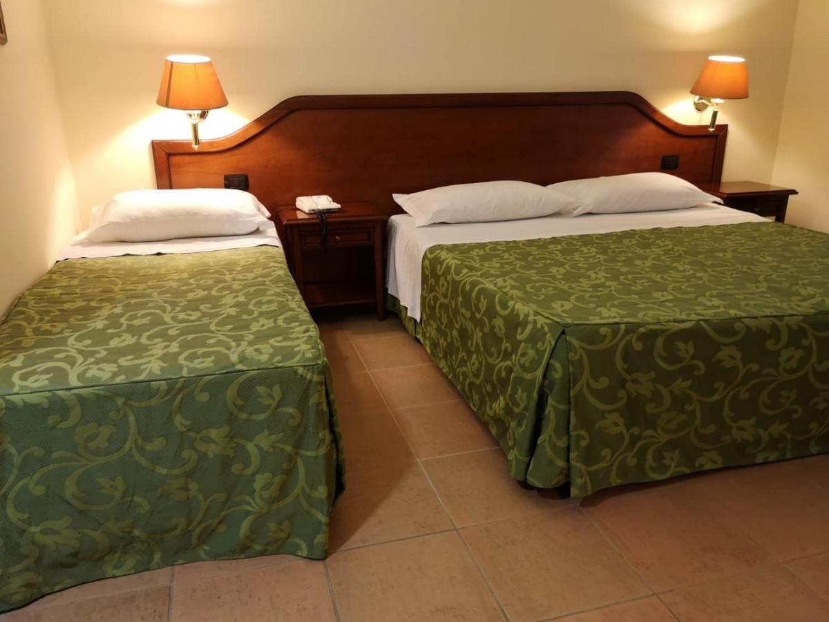 Hotel Villa Peretti Гела Экстерьер фото
