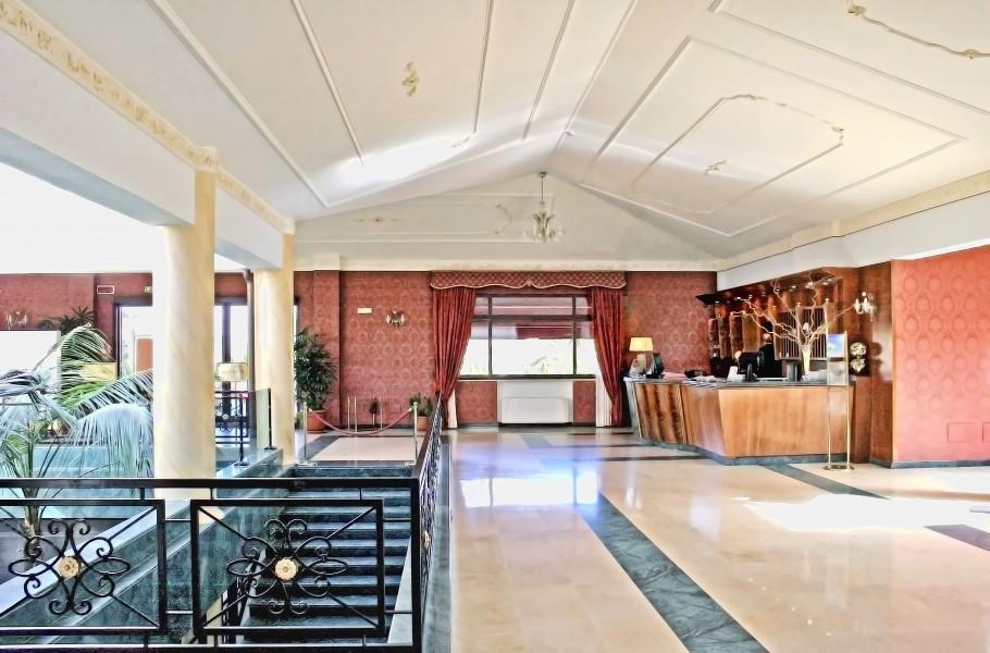 Hotel Villa Peretti Гела Экстерьер фото